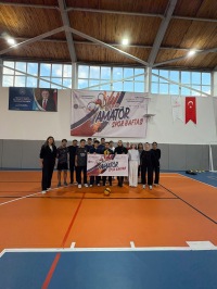 Öğrencilerimiz Voleybol Sahasında Buluştu